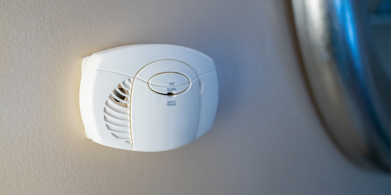 Carbon monoxide detector mounted on wall